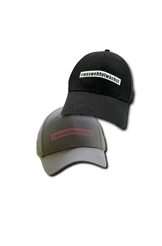 Unisex Cap mit verstellbarem Verschluss 4252024234688 4252024234695 #waswehtutwächst gym wear - deine Marke für qualitativ hochwertige Fitness- und Bodybuildingbekleidung online günstig kaufen Sportkleidung Fitnesskleidung Fitness Waswehtutwächst Gym Wear Sport Marke Workout Gymclothing Bodybuilding Funktional Sportcap Trainingscappi Cap Basecap Schirmmütze Kappe Herren Damen Unisex